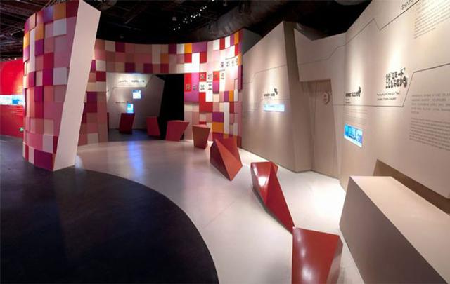 如何營造企業展廳設計中空間設計的美感？插圖